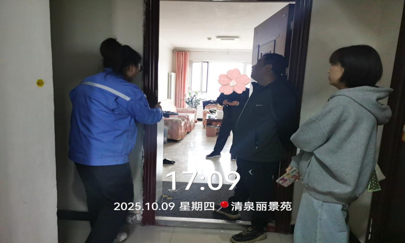 d2adfdf20af8bafc78adafb84e2d043